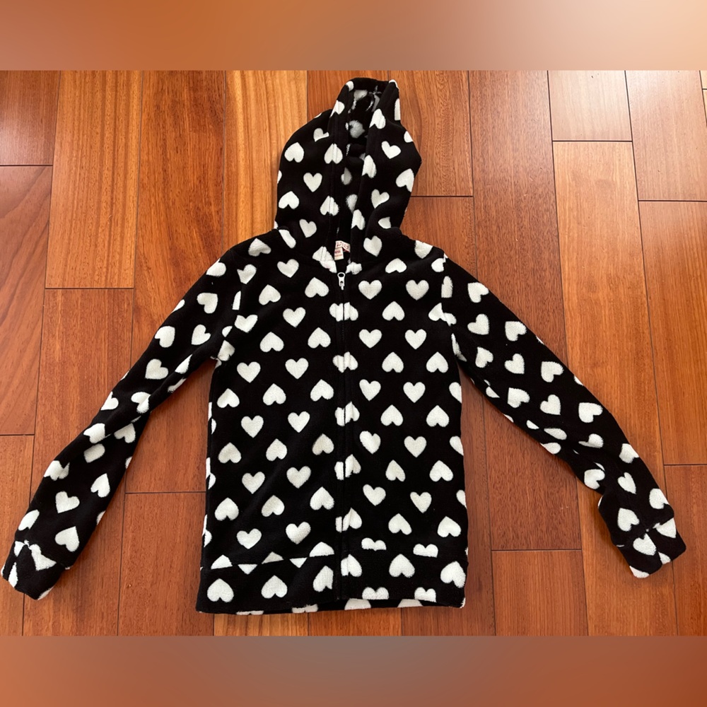 ❤️ Colette Lily Black Heart Zip-up Hoodie; Size Medium (10/12)